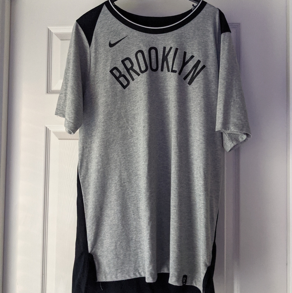 NIKE BROOKLYN NETS